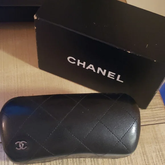 NWT⭐AUTHENTIC CHANEL⭐ Blue Jackie O style STUNNING SOPHISTICATED Sunglasses. - Picture 4 of 16